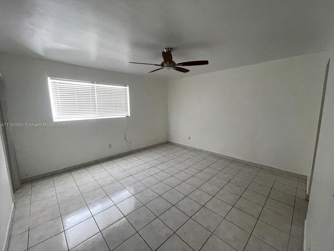 1840 - 1840 W 73 Rd Pl, Townhouse with 2 bedrooms, 3 bathrooms and null parking in Hialeah FL | Image 8