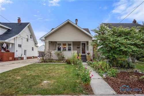 206 Colony Rd, Rossford, OH, 43460-1322 | Card Image