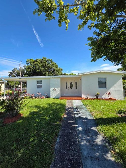 131 Se Serenata Court, Port St. Lucie, FL, 34983 | Card Image