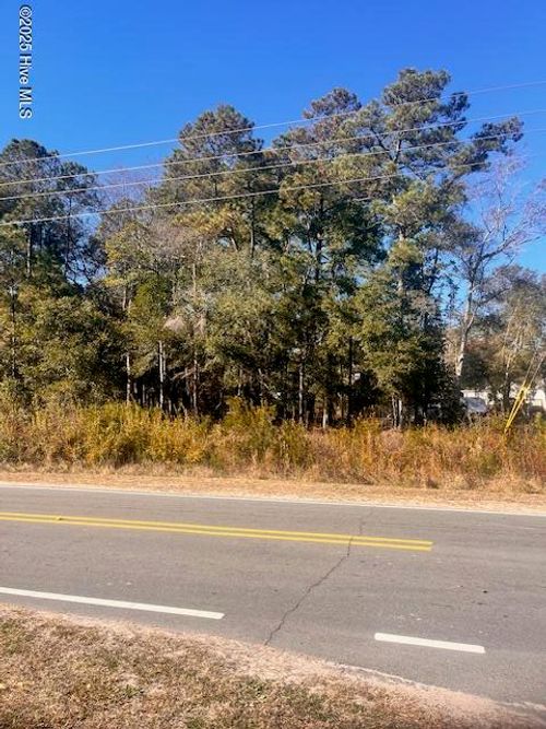 3719 Sunset Harbor Rd Se, Bolivia, NC, 28422-7875 | Card Image