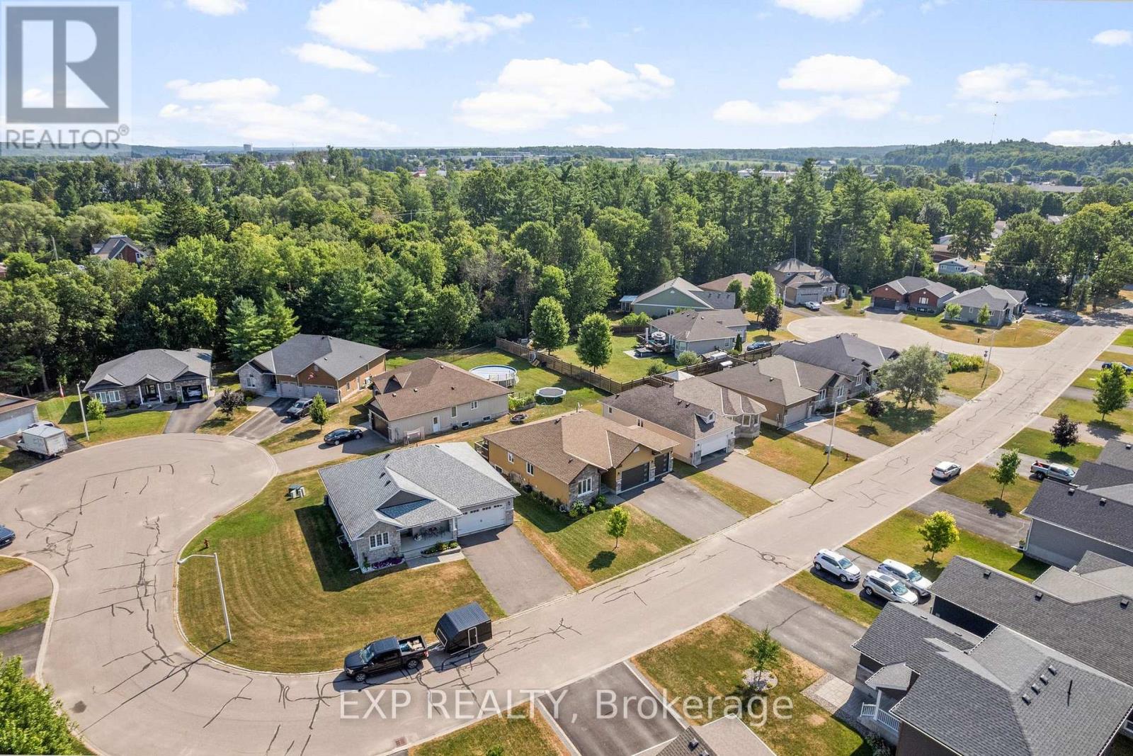 Residential in Renfrew 4