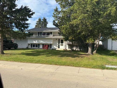 403 7 Avenue, Fox Creek, AB, T0H1P0 | Card Image