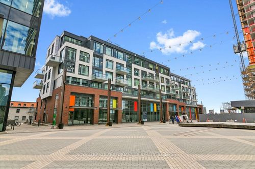 207-320 Miwate Pvt, Ottawa, ON, K1R0E1 | Card Image