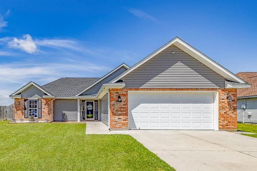 413 Galvez Ln, Houma, LA, 70363-8523 | Card Image