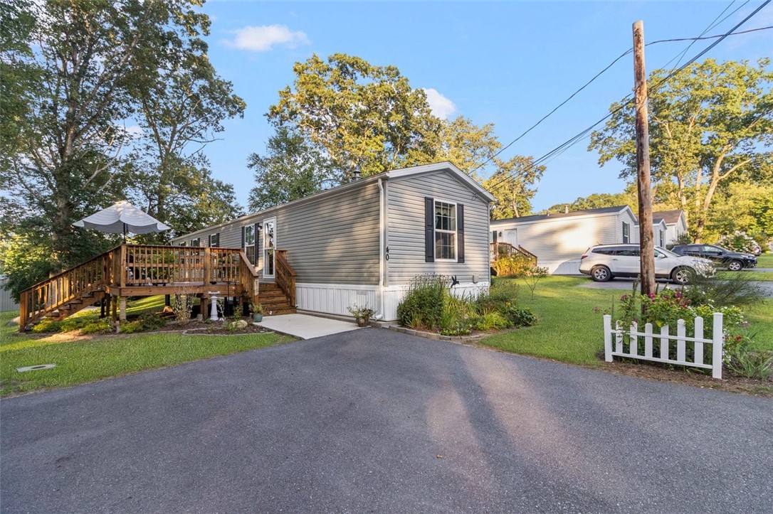 Park View Dr, Chepachet, RI 02814
