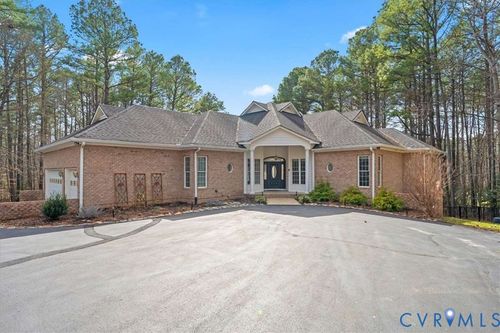 13531 Blue Heron Cir, Chesterfield, VA, 23838-3258 | Card Image