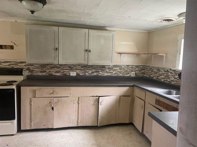 46 Rumrill Hl, House other with 2 bedrooms, 1 bathrooms and null parking in Westminster W VT | Image 16