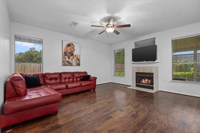 8731 Majesticbrook Dr, House other with 4 bedrooms, 3 bathrooms and 2 parking in Houston TX | Image 8