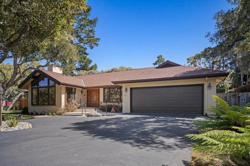 2911 Colton Rd, Pebble Beach, CA, 93953-3151 | Card Image