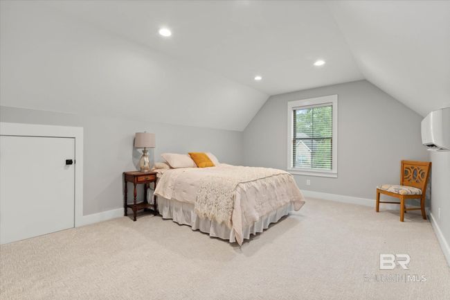 Bedroom | Image 25