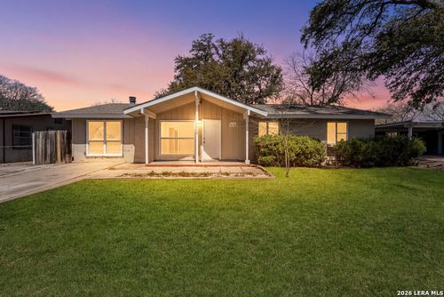 5035 Village Crst, San Antonio, TX, 78218-3810 | Card Image