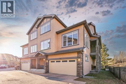 10 Discovery Ridge Hill Sw, Calgary, AB, T3H5X2 | Card Image