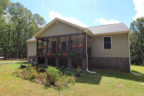 370 Campbell Meadows Ter, New Canton, VA, 23123-2438 | Card Image