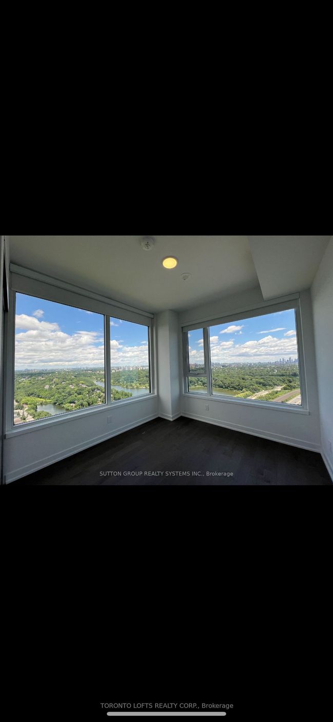1926 Lake Shore Blvd W, Home with 1 bedrooms, 3 bathrooms and null parking in Toronto ON | Image 12