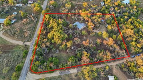 340 Rio Oak, Pipe Creek, TX, 78063-7210 | Card Image