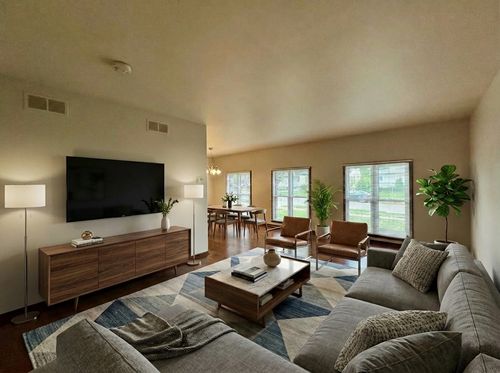 18013 Park Ave, Lansing, IL, 60438-2247 | Card Image