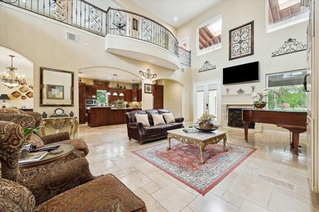 8917 Hawk Rd, House other with 5 bedrooms, 5 bathrooms and 2 parking in Pearland TX | Image 7