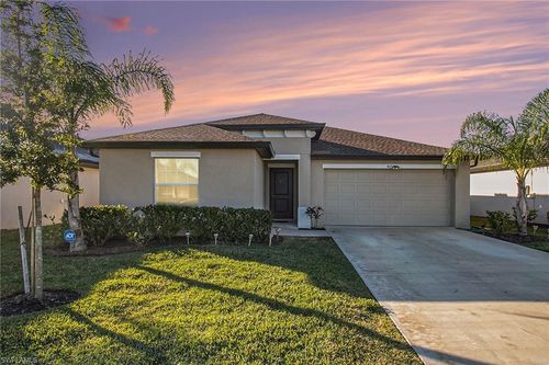 4054 San Clemente Ct, NORTH FORT MYERS, FL, 33917-2084 | Card Image