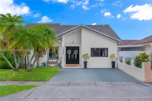 1275 Sw 140th Pl, Miami, FL, 33184-2780 | Card Image