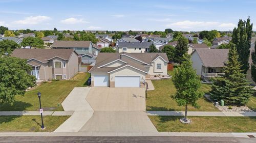 3532 Lincoln St S, Fargo, ND, 58104-7509 | Card Image