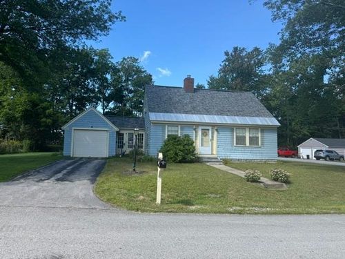 1 King St, Milford, NH, 03055-4822 | Card Image