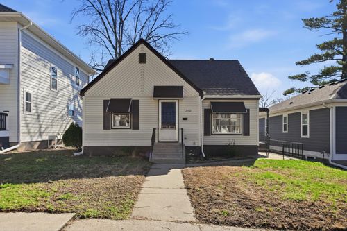 2022 Sheridan Ave N, Minneapolis, MN, 55411-2340 | Card Image