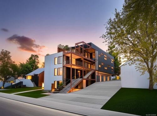 3-958 Wollaston St, Esquimalt, BC, V9A5B2 | Card Image