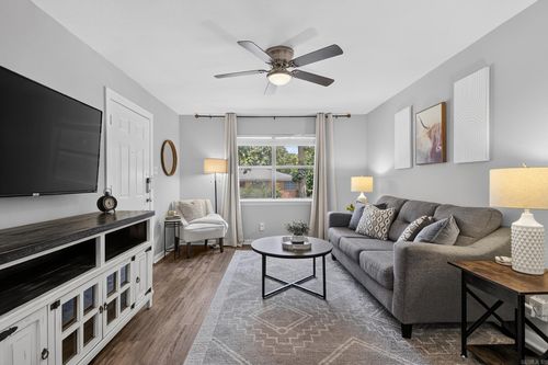 422 W K Avenue, North Little Rock, AR, 72116 | Card Image