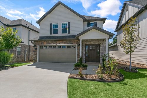 2104 Sw Poppy St, Bentonville, AR, 72713-6091 | Card Image