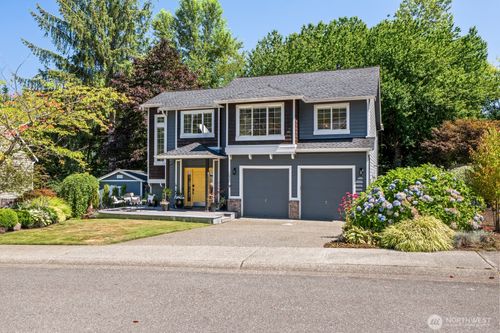 1030 13th Pl Sw, North Bend, WA, 98045-9121 | Card Image