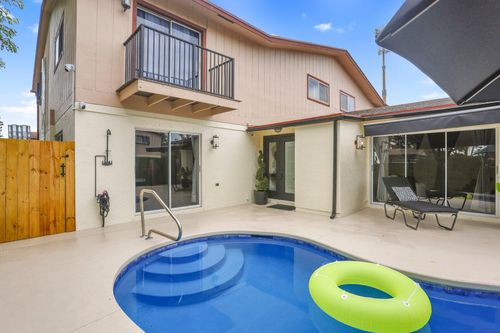 4180 N Landar Dr, Lake Worth, FL, 33463-4689 | Card Image