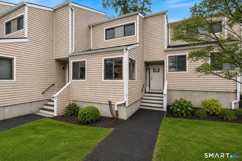 17-1463 Black Rock Tpke, Fairfield, CT, 06825-4161 | Card Image