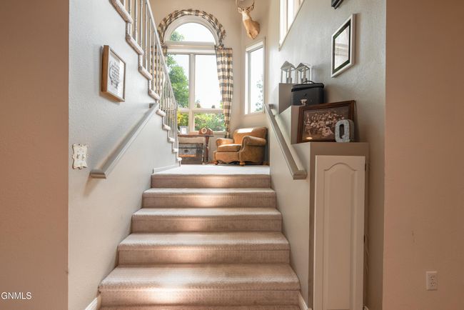 1612 Santa Gertrudis Loop, House other with 5 bedrooms, 4 bathrooms and null parking in Bismarck ND | Image 23