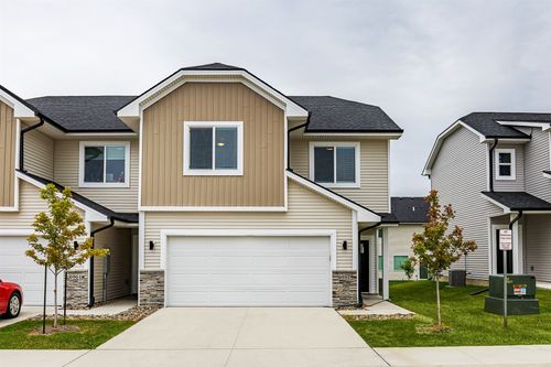 6957 Poppy Ct, Johnston, IA, 50131 | Card Image
