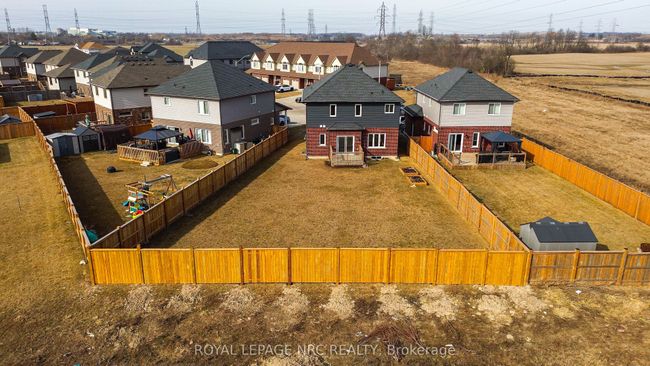 33 Cinnamon St, House other with 3 bedrooms, 3 bathrooms and 2 parking in Thorold ON | Image 25