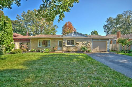 6432 Carolyn Ave, Niagara Falls, ON, L2E5H5 | Card Image