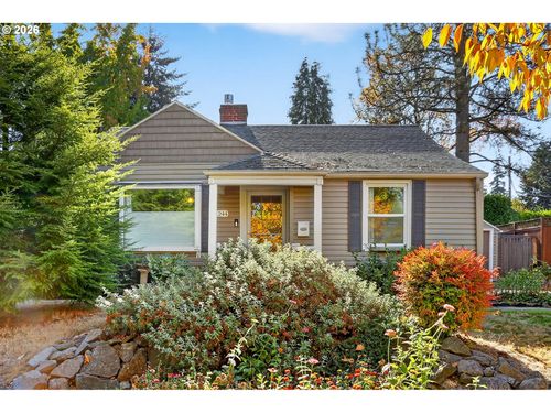 11244 Ne Skidmore St, Portland, OR, 97220 | Card Image