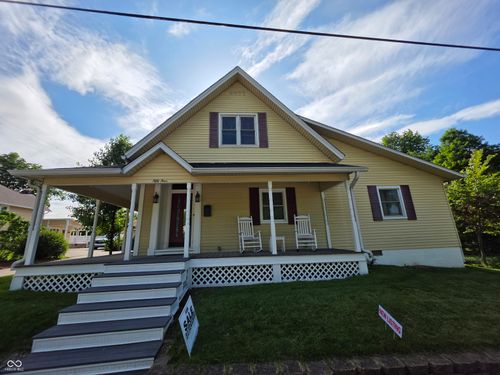 54 Church St, Southport, IN, 46227-5127 | Card Image