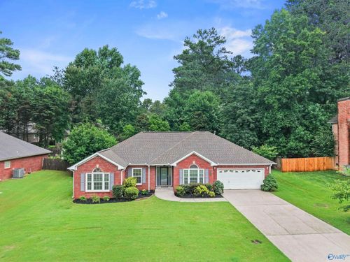 1693 Longleaf Drive Nw, Huntsville, AL, 35806 | Card Image
