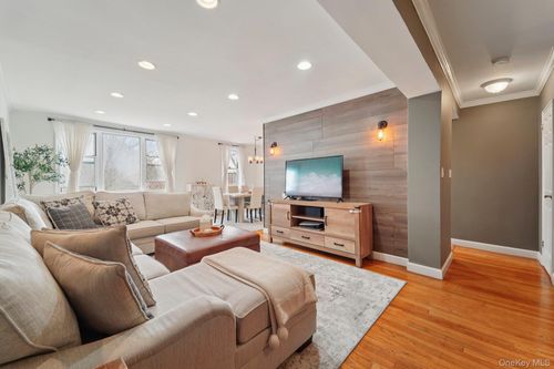 apt-7f-4 Sadore Ln, Yonkers, NY, 10710-4720 | Card Image