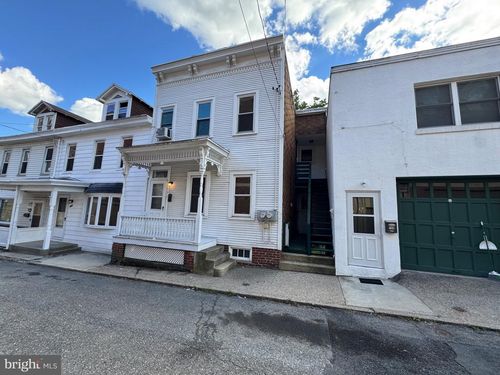 2-131 Cherry St, PORT CARBON, PA, 17965-1619 | Card Image