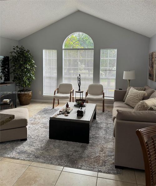 apt-b-1165 Crystal Way, Delray Beach, FL, 33444-1019 | Card Image