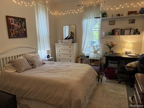 921 Mary Unit 2 Street, Ann Arbor, MI, 48104 | Card Image