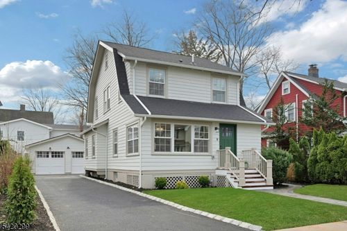 3 Laurel Pl, Glen Ridge, NJ, 07028-1510 | Card Image