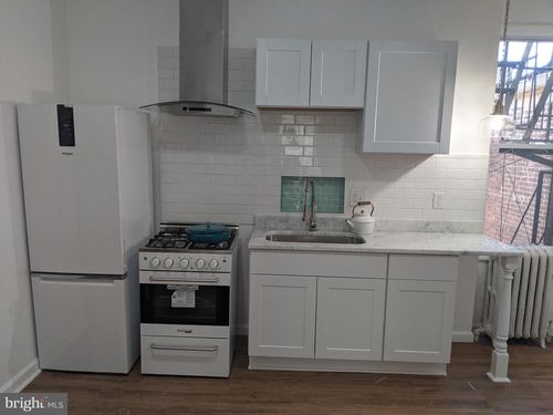apt-2-2827 N Calvert St, BALTIMORE, MD, 21218-4671 | Card Image