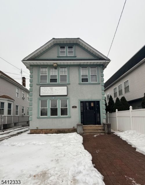 18 Hussa St, Linden, NJ, 07036-3018 | Card Image