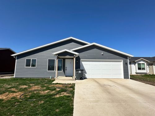 659 Eagle Ct, Box Elder, SD, 57719-1711 | Card Image
