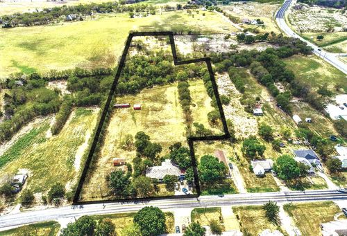 115 E Main St, Gunter, TX, 75058-2513 | Card Image