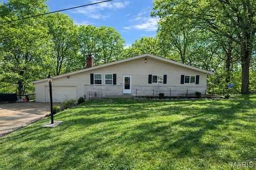 12 Ozark Ln, Arnold, MO, 63010-3209 | Card Image