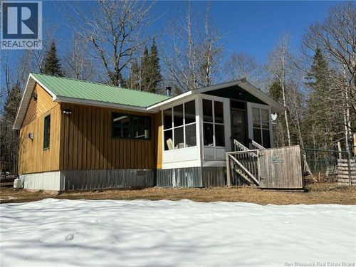 140 Pine Tree Lane, Hunters Home, NB, E4C0E7 | Card Image